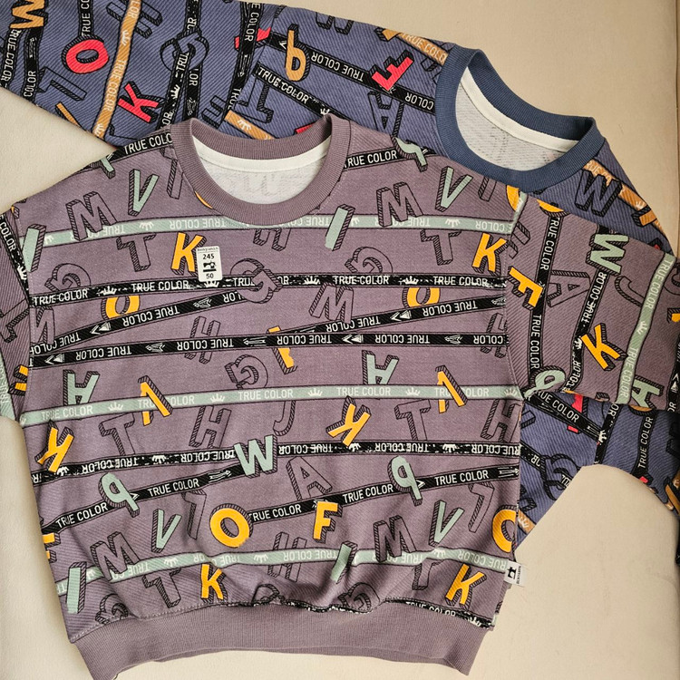 بلوز دو نخ تک پسرانه طرح دار