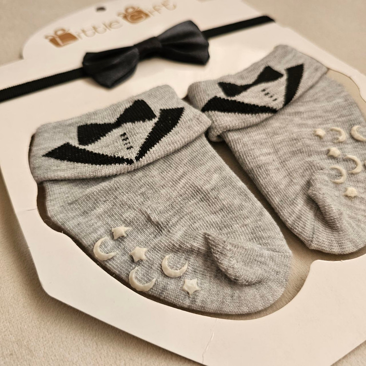 ست جوراب و پاپیون نوزادی نخی