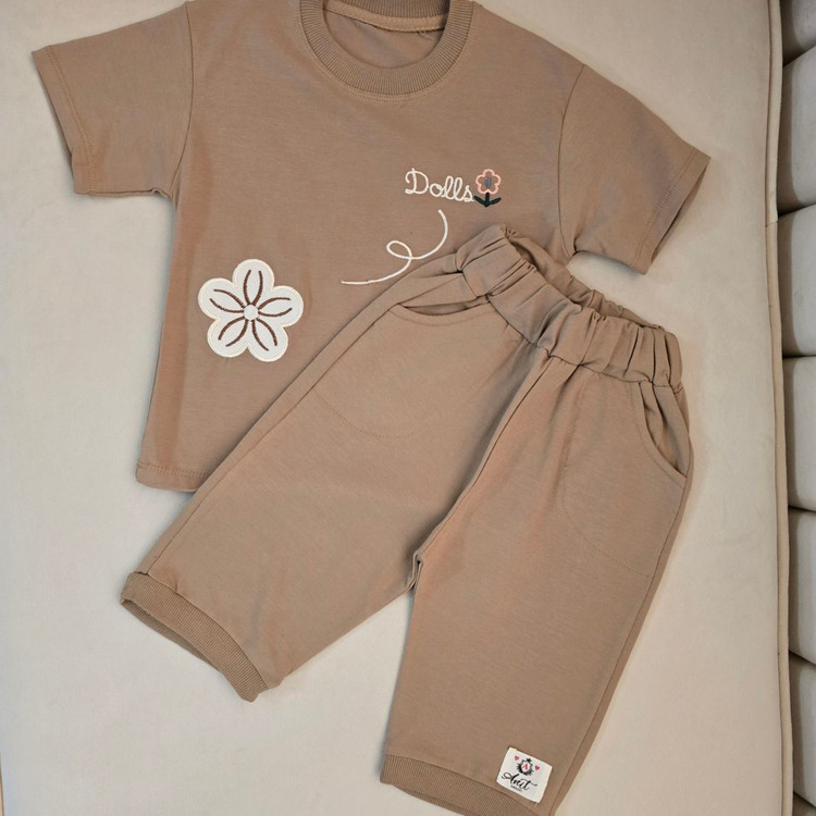 تیشرت شلوارک بچگانه رنگ نسکافه ای