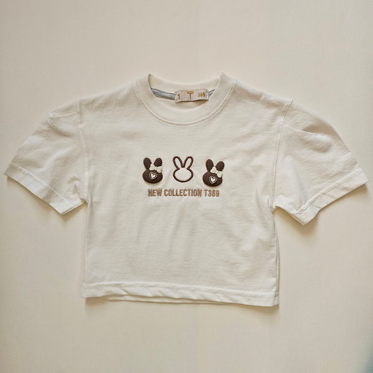 تیشرت شلوارک دخترانه با گلدوزی و خرج کار بالا