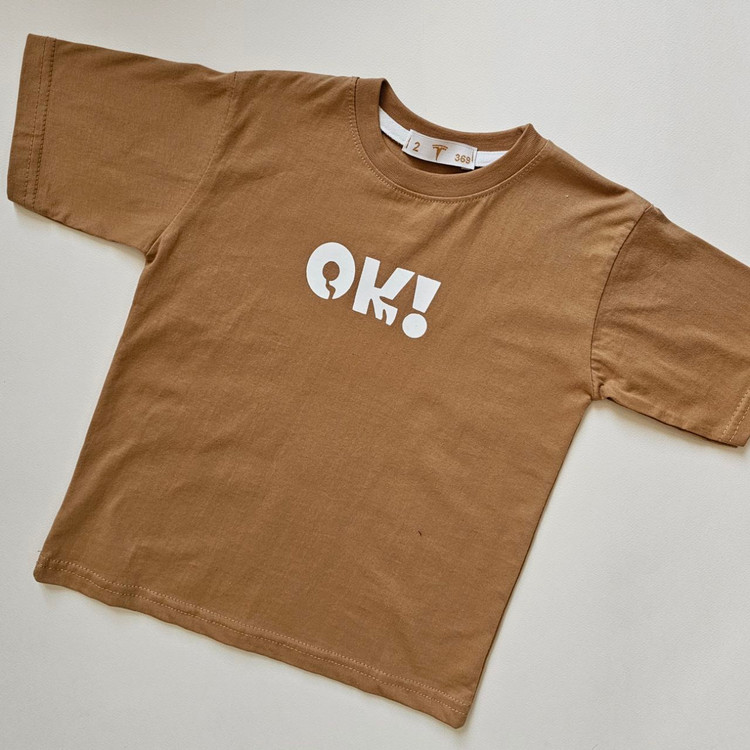 تیشرت تک طرح دار